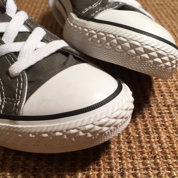 🍁HP🍁NWOT Converse one star shoes size 3 - Picture 6 of 7